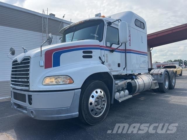 Mack CXU613 Conventional Trucks / Tractor Trucks