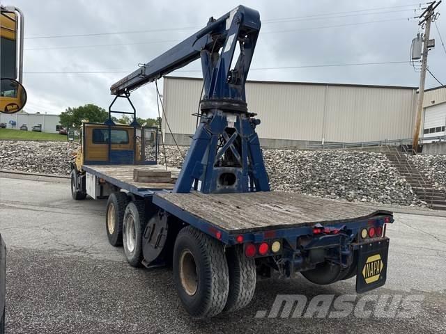 Mack DM688S Other Trucks