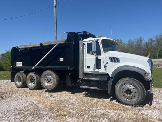 Mack GR84F Dump Trucks