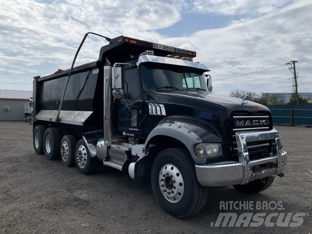 Mack GU713 Dump Trucks