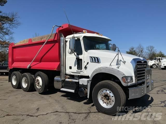 Mack GU713 Dump Trucks