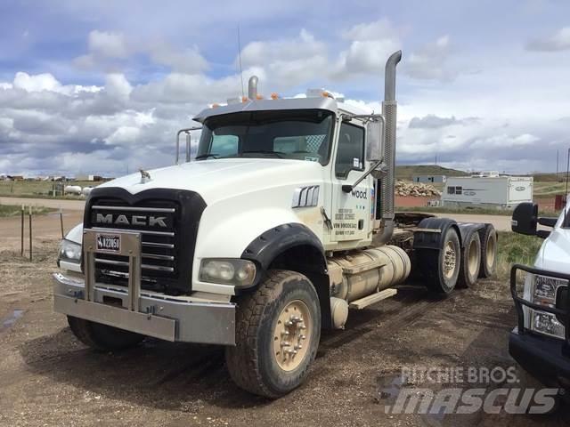 Mack GU713 Conventional Trucks / Tractor Trucks