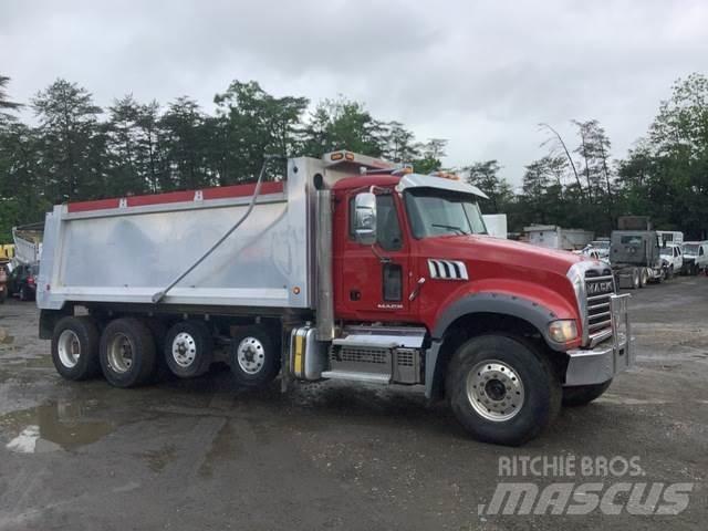 Mack GU713 Dump Trucks