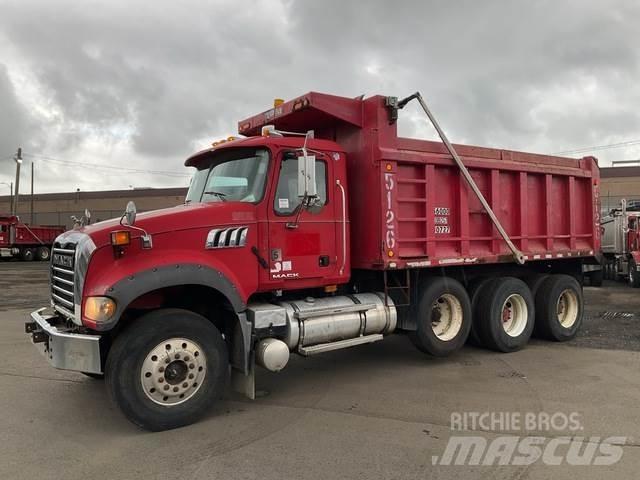Mack GU713 Dump Trucks