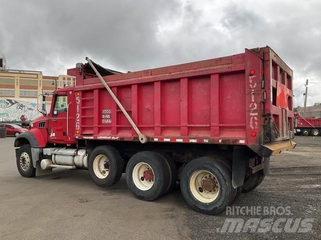 Mack GU713 Dump Trucks