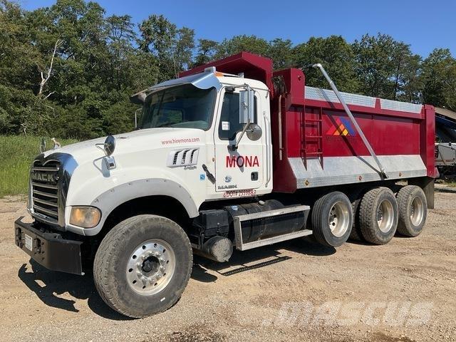 Mack GU713 Dump Trucks