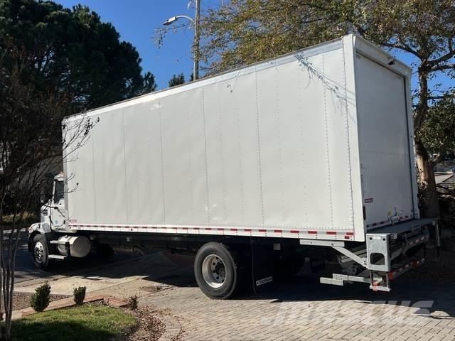 Mack MD Box trucks
