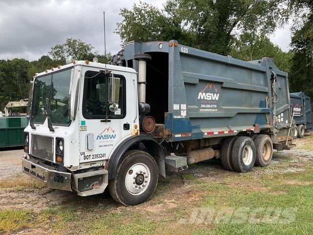 Mack MR Garbage Trucks / Recycling Trucks