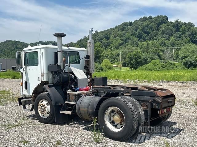 Mack MR688P Shunt Trucks