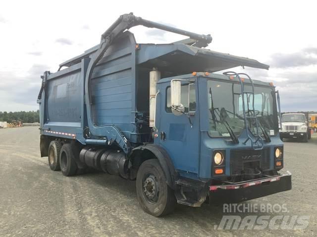 Mack MR688S Garbage Trucks / Recycling Trucks
