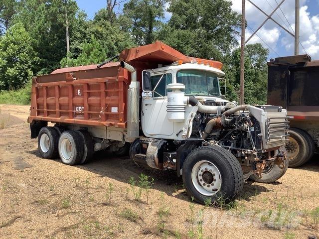 Mack RD690S Dump Trucks