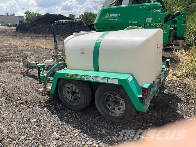 Magnum MWT500 Tank Trailers