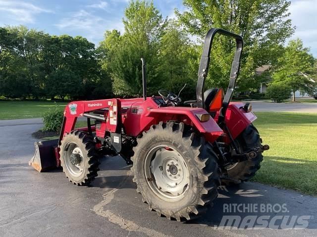 Mahindra 5555 Tractors