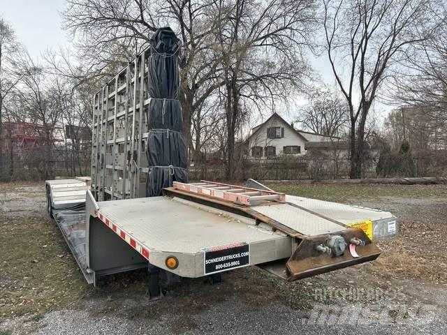 Manac  Flatbed Trailers
