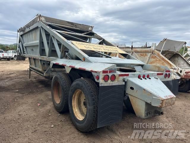 Manac  Dump Trailers