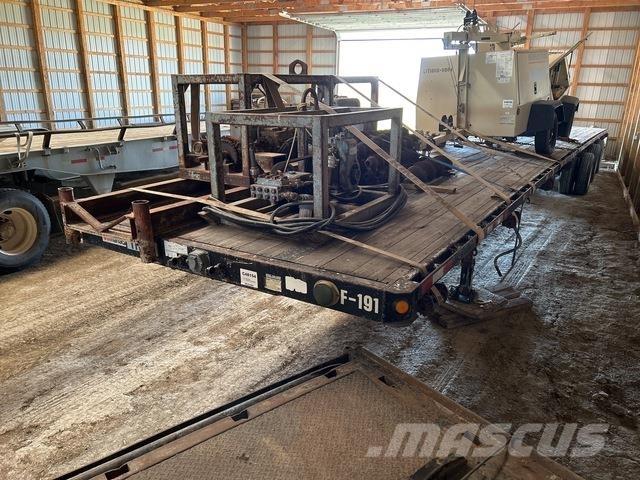 Manac  Flatbed Trailers