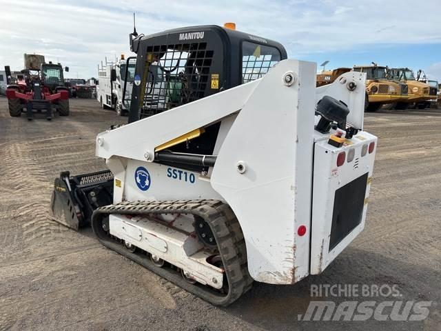 Manitou 1050RT Skid Steer Loaders