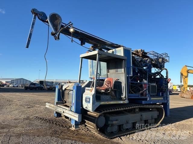 Mantis 200 Surface drill rigs