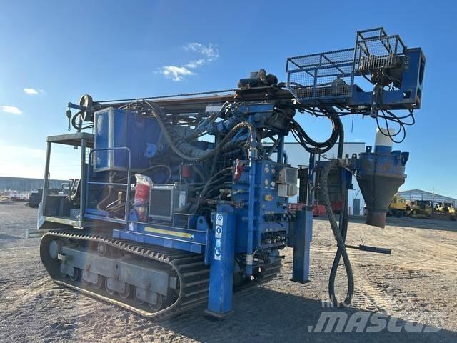 Mantis 200 Surface drill rigs