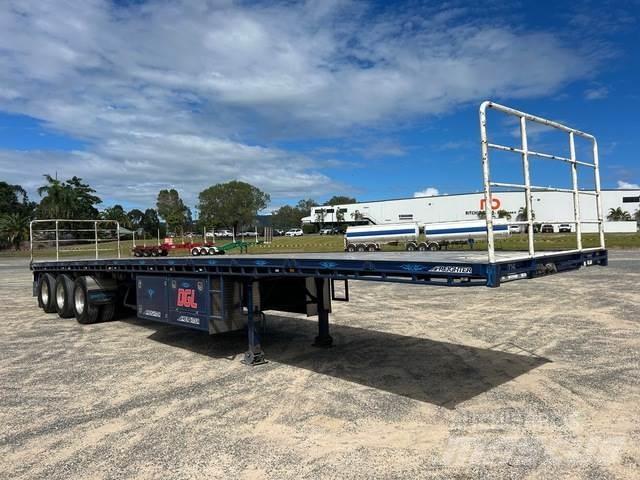 MaxiTrans  Flatbed Trailers