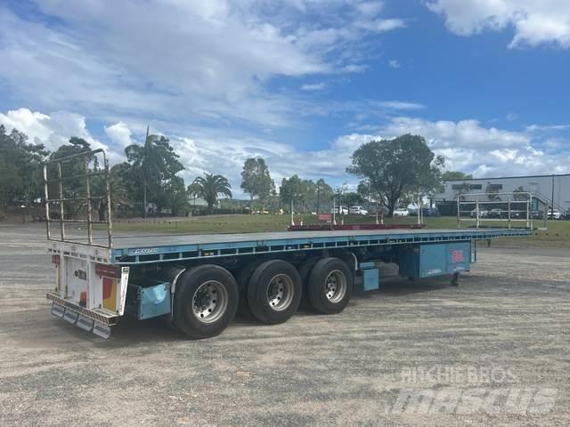 MaxiTrans  Flatbed Trailers