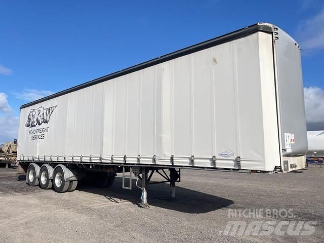 MaxiTrans  Curtain Side Trailers