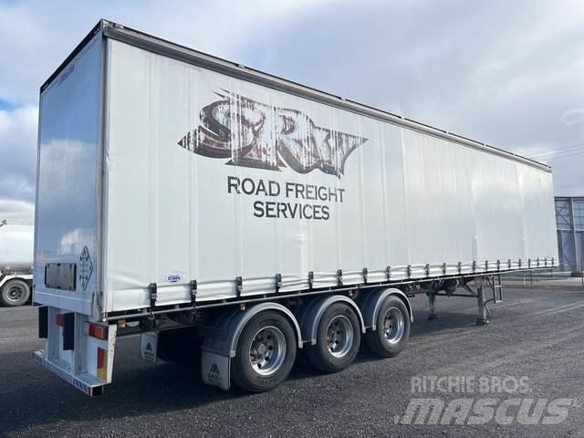 MaxiTrans  Curtain Side Trailers