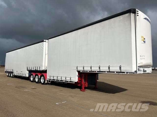 MaxiTrans  Curtain Side Trailers