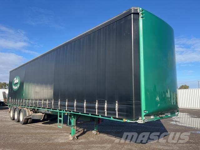 MaxiTrans  Curtain Side Trailers