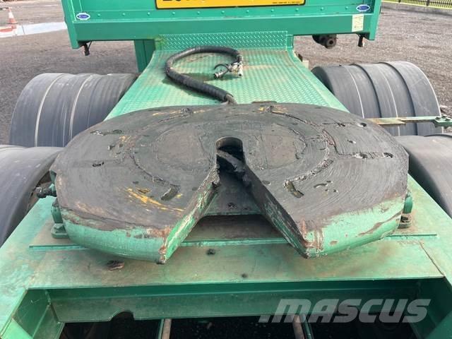MaxiTrans  Curtain Side Trailers