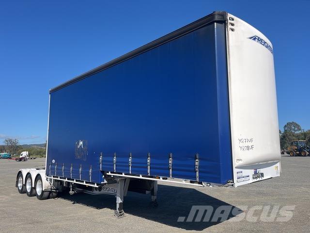 MaxiTrans  Curtain Side Trailers