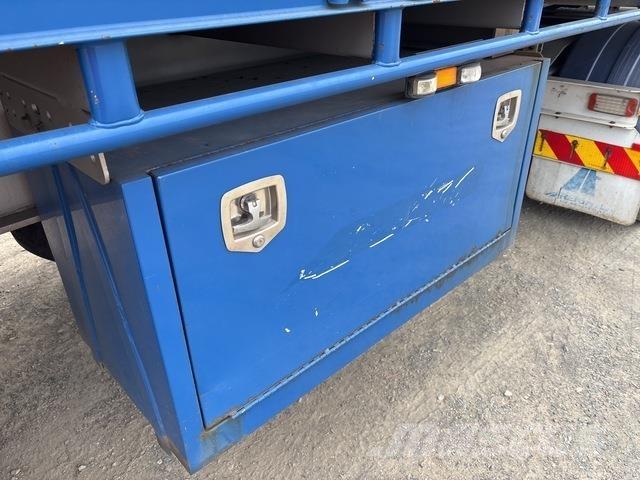 MaxiTrans  Flatbed Trailers
