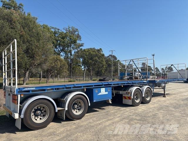 MaxiTrans  Flatbed Trailers