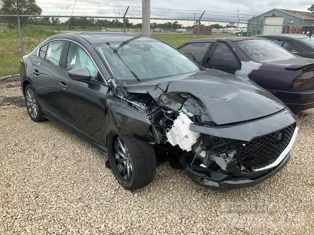 Mazda 3 Cars
