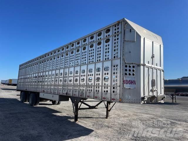 Merritt  Livestock Trailers