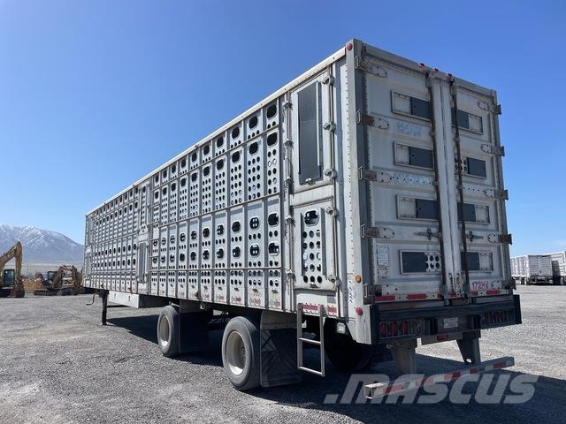 Merritt  Livestock Trailers