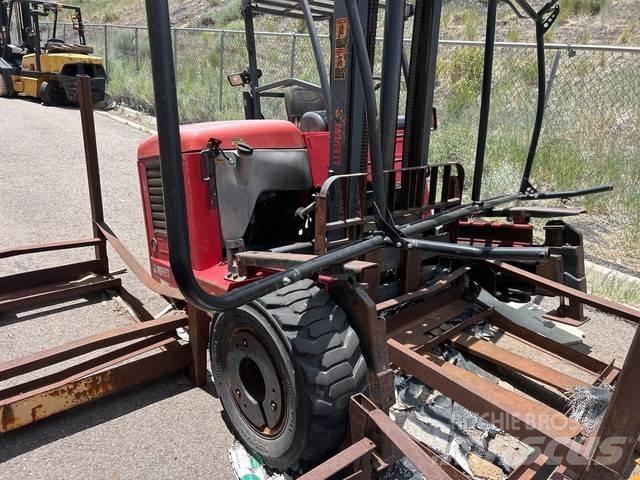 Moffett M55.4 Truck mounted forklifts