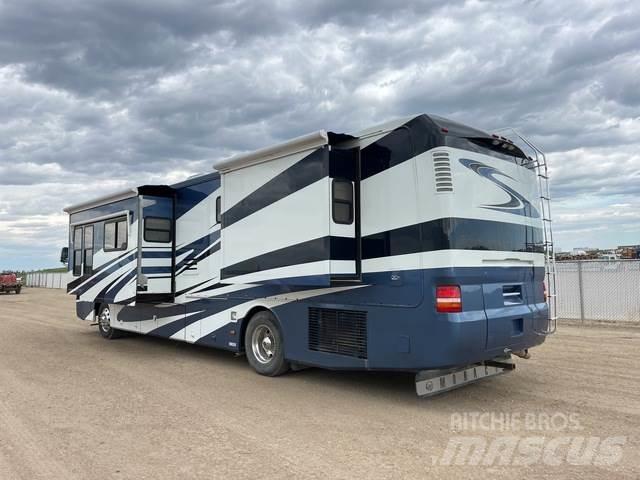  Monaco Windsor Motor homes and travel trailers