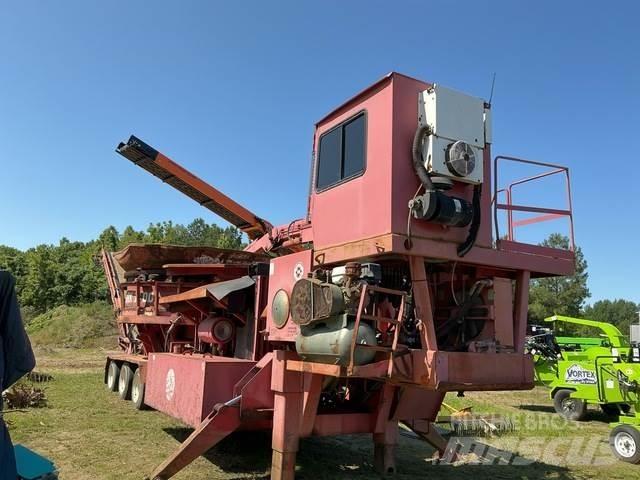 Morbark 1300 Mills / Grinding machines