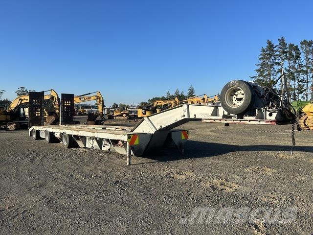 MTE  Lowboy Trailers