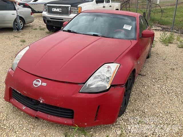 Nissan 350Z Automobiles / SUVS