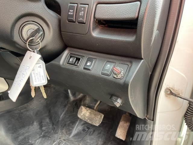 Nissan Navara Pickup Trucks