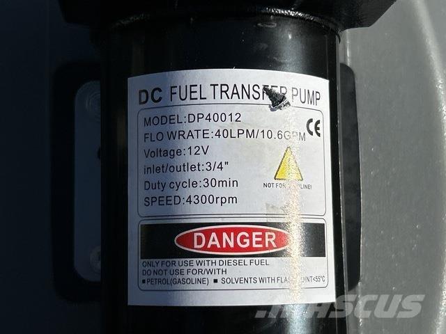  Olsen DD200 Fuel and additive tanks