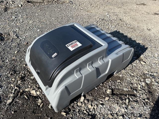  Olsen DD200 Fuel and additive tanks