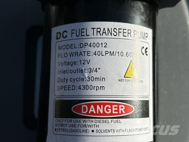  Olsen DD200 Fuel and additive tanks