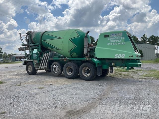 Oshkosh  Other Trucks