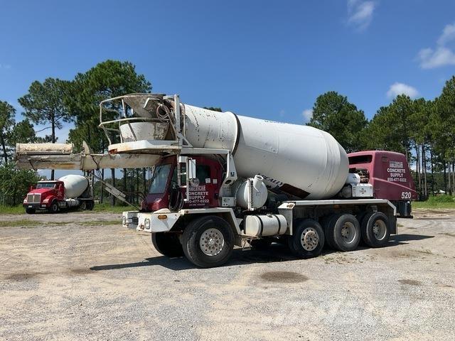 Oshkosh  Other Trucks