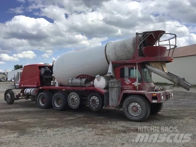 Oshkosh 2145 Other Trucks