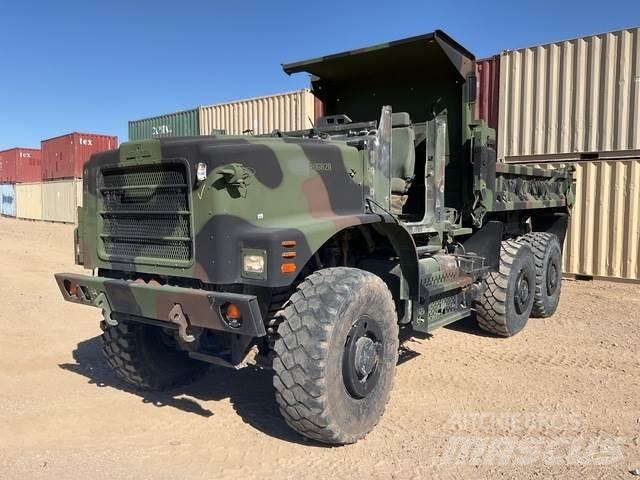 Oshkosh AMK29A1 Dump Trucks