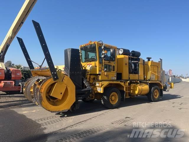 Oshkosh H2923B Snow Blowers